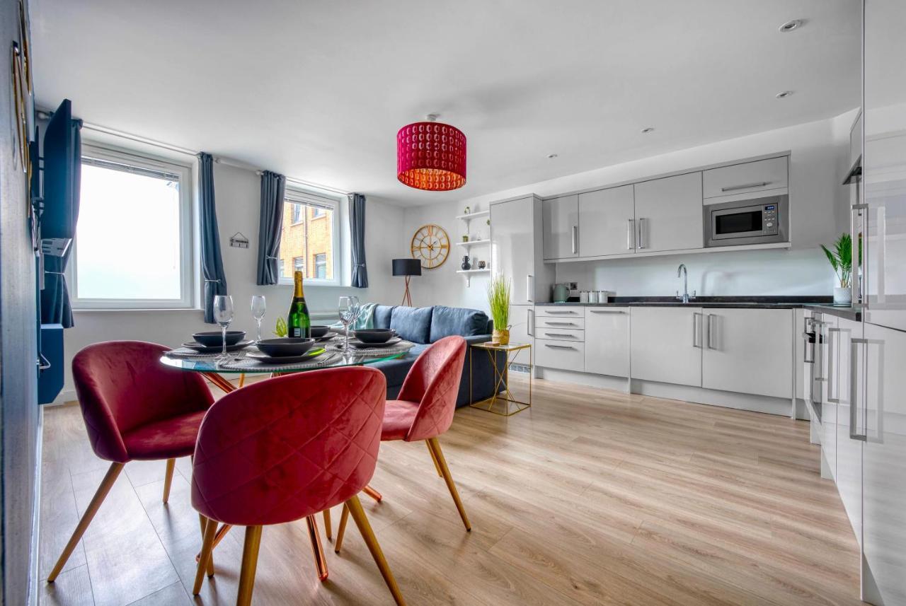 The Post House Two By Fortuna Property Gloucester Esterno foto