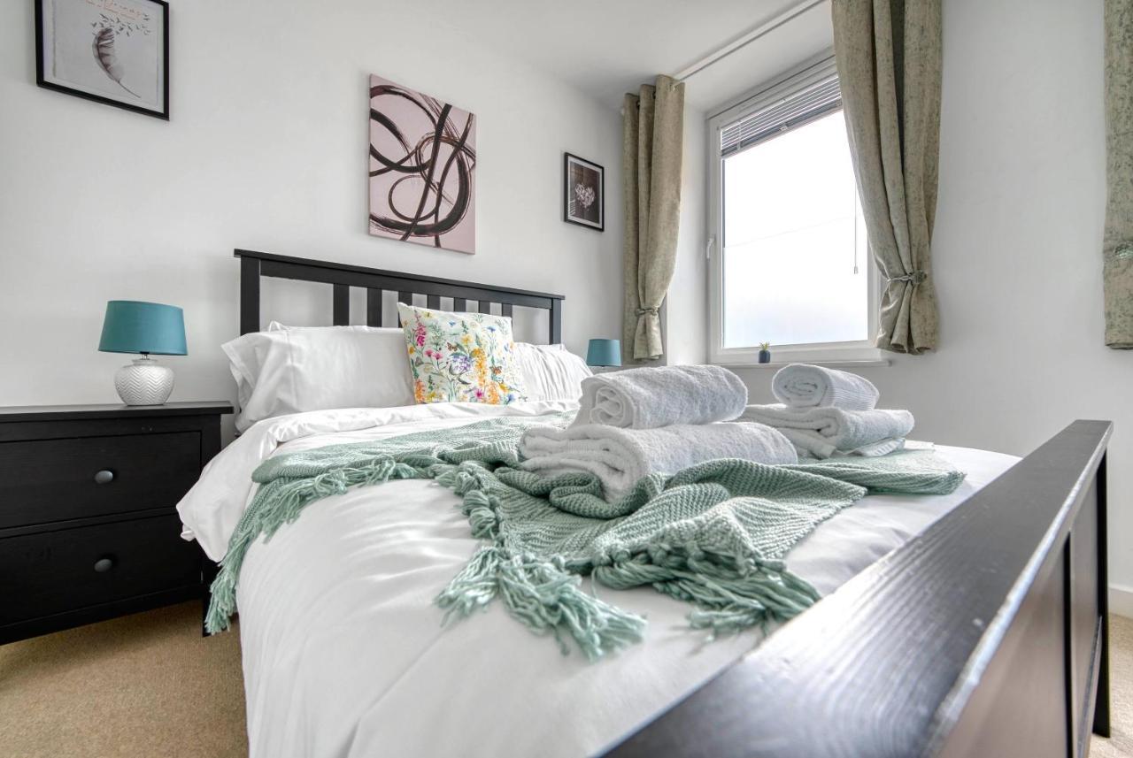 The Post House Two By Fortuna Property Gloucester Esterno foto